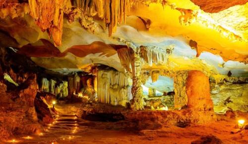 Surprise Cave - Ha Long Bay